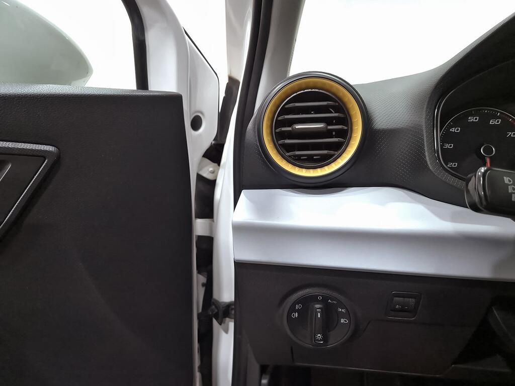 Seat Ibiza 1.0 MPI 59kW (80CV) Reference 11