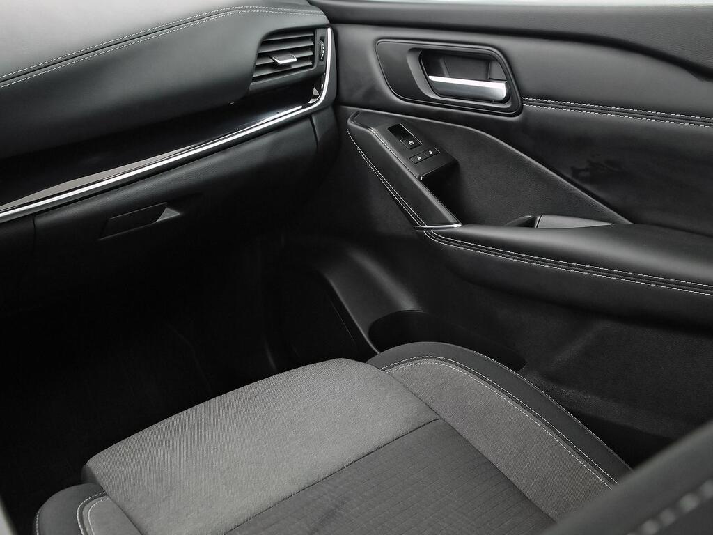 Nissan Qashqai DIG-T 103kW N-Connecta 33