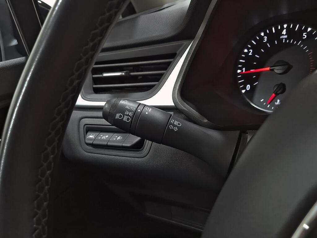 Renault Captur Intens TCe 140CV GPF Micro Híbrido 14