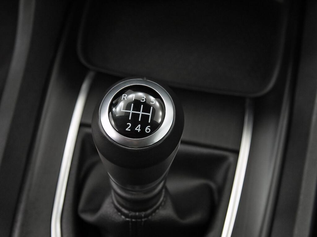 Nissan Qashqai DIG-T 103kW (140CV) mHEV 4x2 Acenta 26