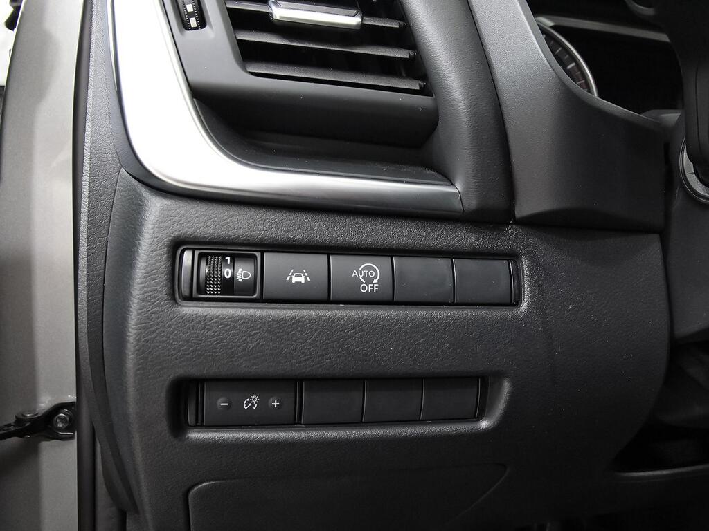 Nissan Qashqai DIG-T 103kW (140CV) mHEV 4x2 Acenta 12