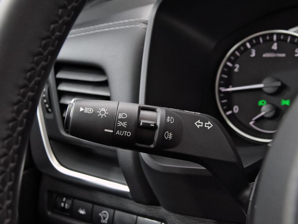 Nissan Qashqai DIG-T 103kW (140CV) mHEV 4x2 Acenta 14