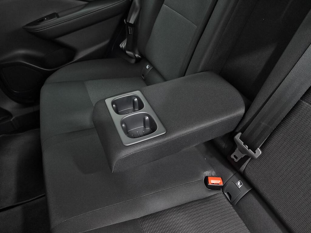 Nissan Qashqai DIG-T 103kW (140CV) mHEV 4x2 Acenta 27