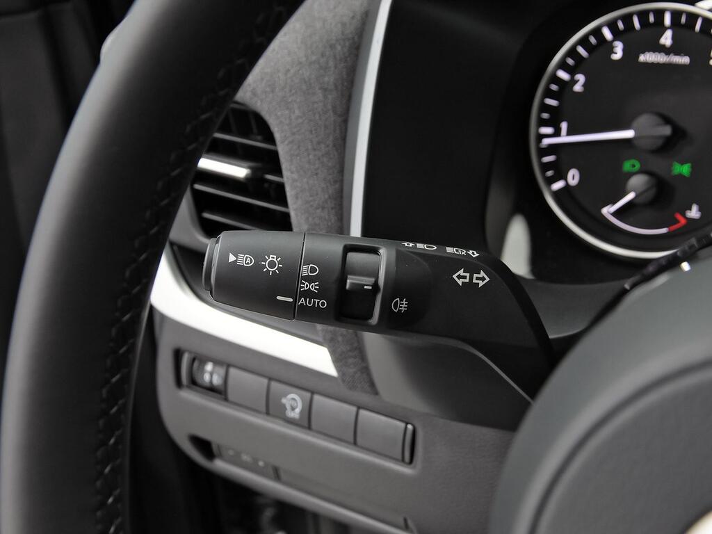 Nissan Qashqai DIG-T 103kW (140CV) mHEV 4x2 Acenta 15