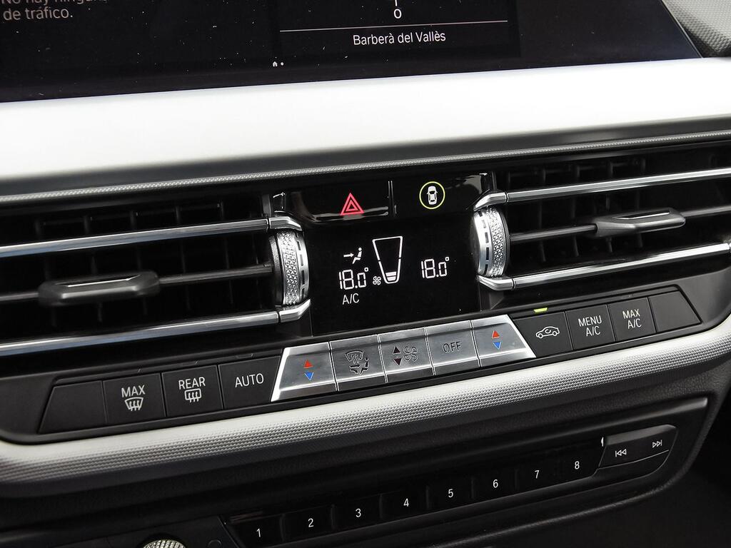 BMW Serie 1 118d Business Auto. 27