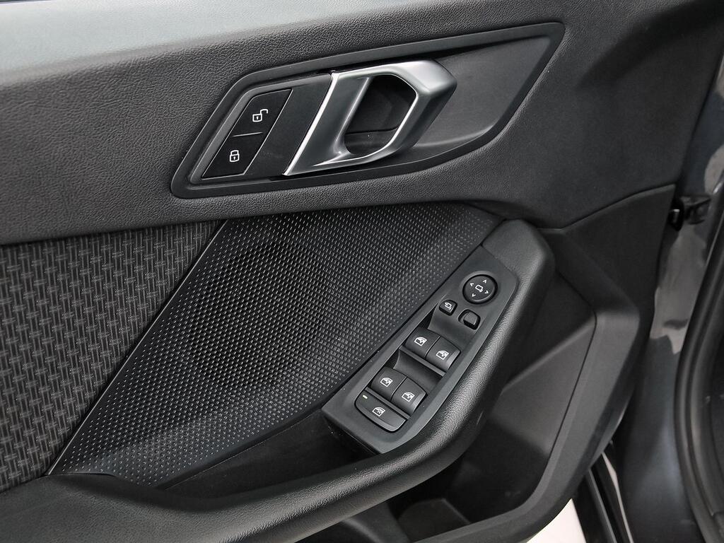 BMW Serie 1 118d Business Auto. 12