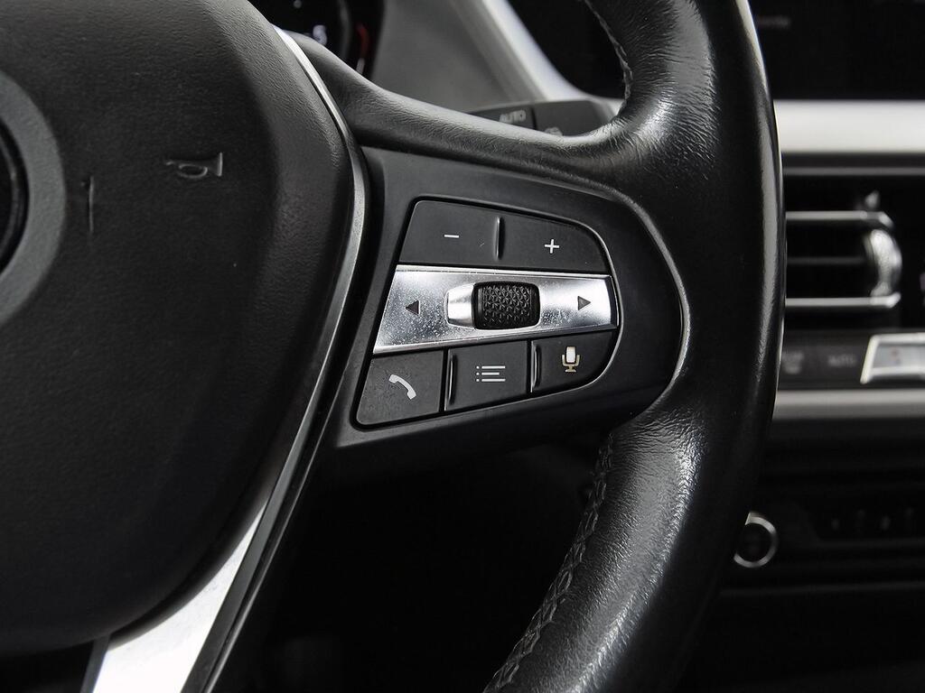 BMW Serie 1 118d Business Auto. 18