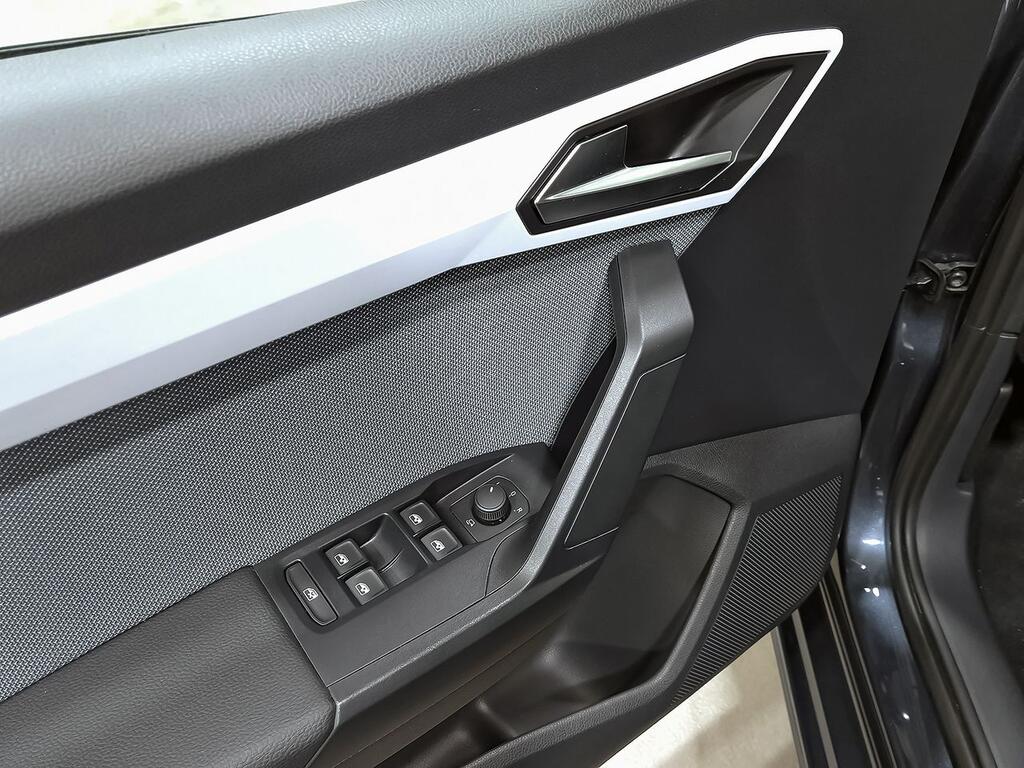 Seat Ibiza 1.0 TSI 85kW (115CV) Special Edition 9