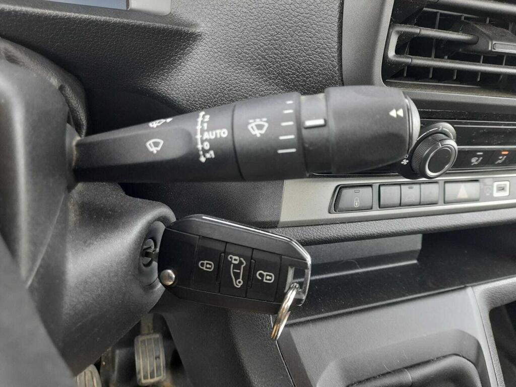 Citroën Jumpy FG 1.5 BLUEHDI 120 M 4P 21