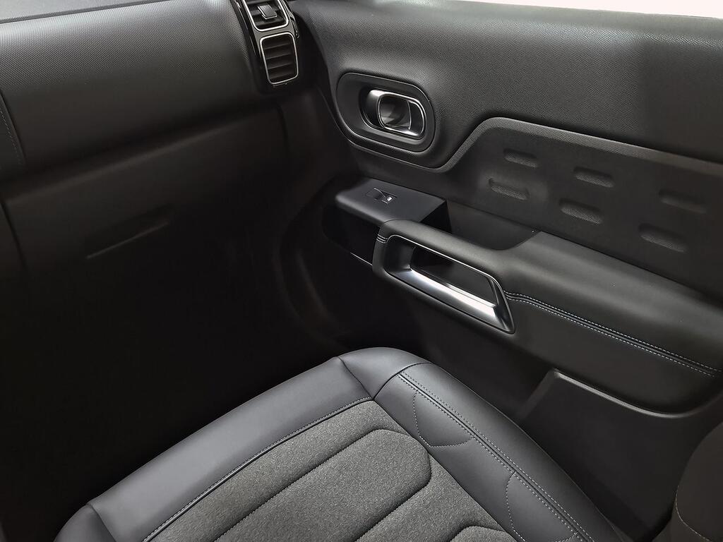 Citroën C5 Aircross PureTech 96kW (130CV) S&S Plus 31