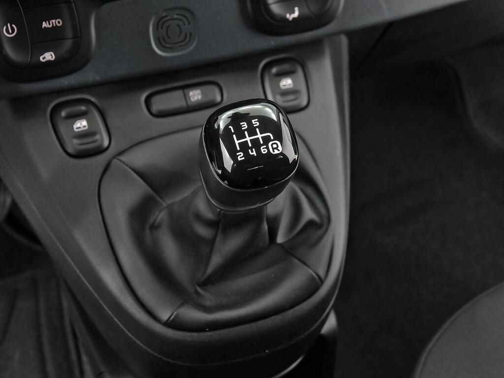 Fiat Panda Panda HEV 1.0 51kw+Pack Tech+Pack Style 28