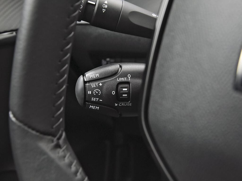 Peugeot 208 Active Puretech 100 14