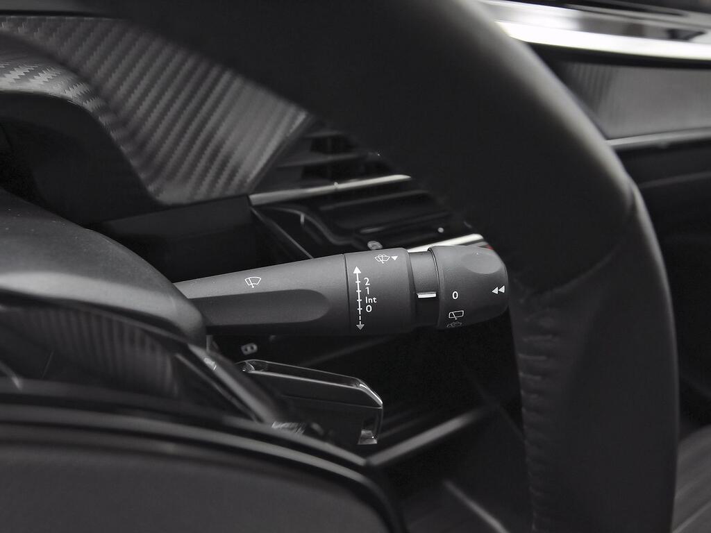 Peugeot 208 Active Puretech 100 15