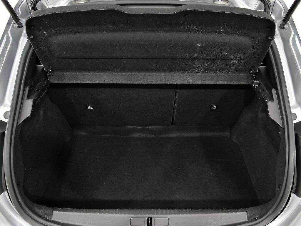 Peugeot 208 Active Puretech 100 10