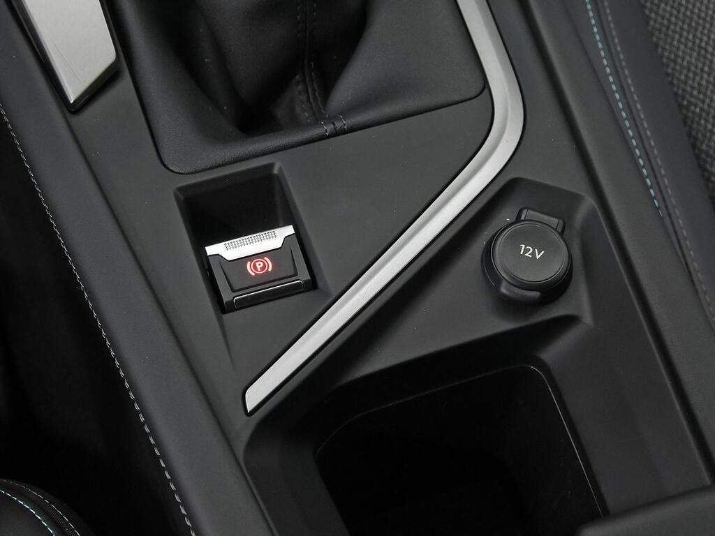 Peugeot 308 5P Allure PureTech 130 S&S MAN 31