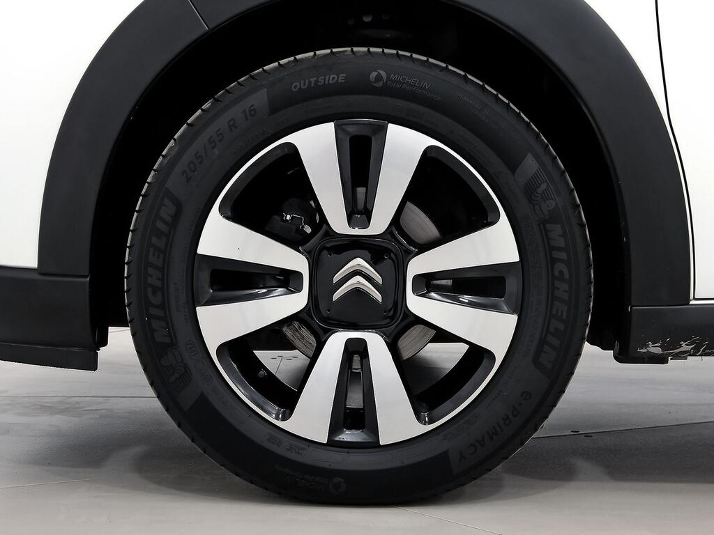 Citroën C3 PureTech 60KW (83CV) Max 11