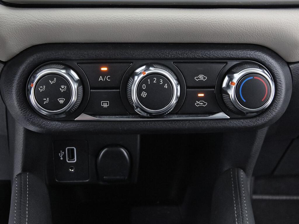 Nissan Micra IG-T 68 kW (92 CV) E6D-F CVT Acenta 11