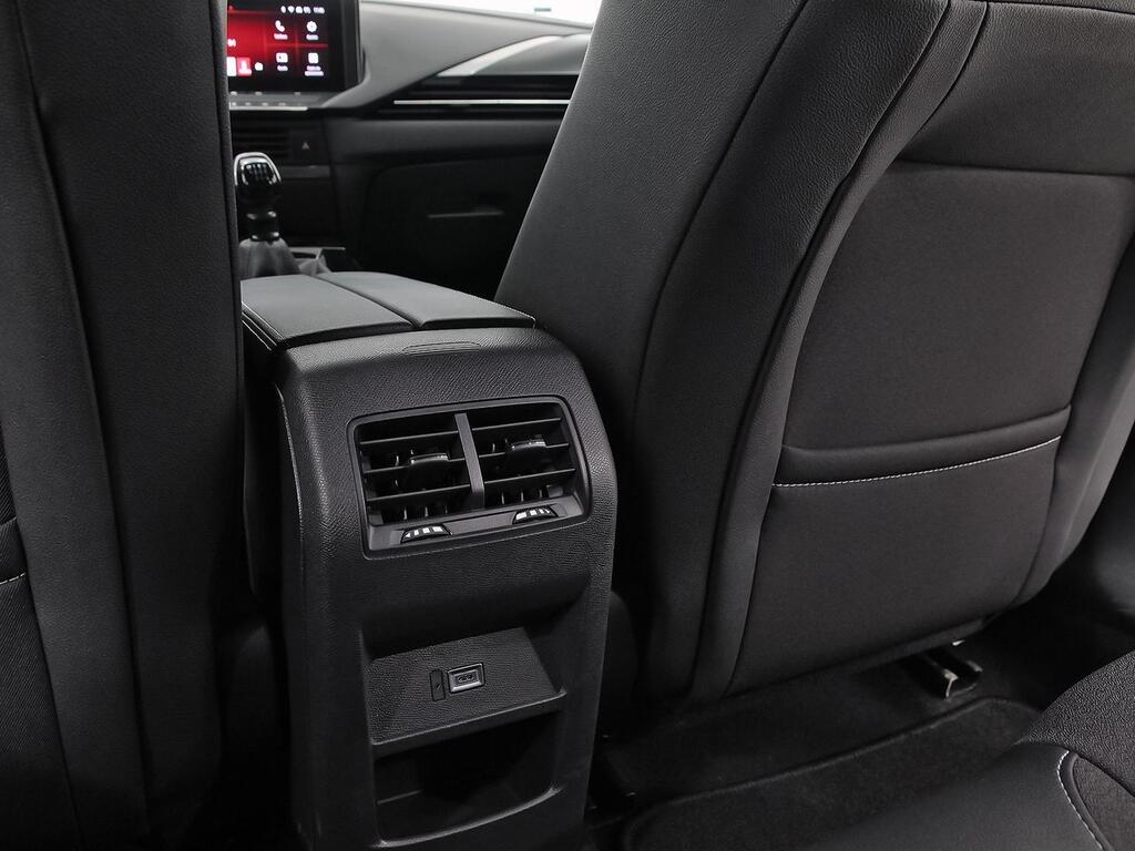 Opel Astra 1.2T XHT 96kW (130CV) GS 33