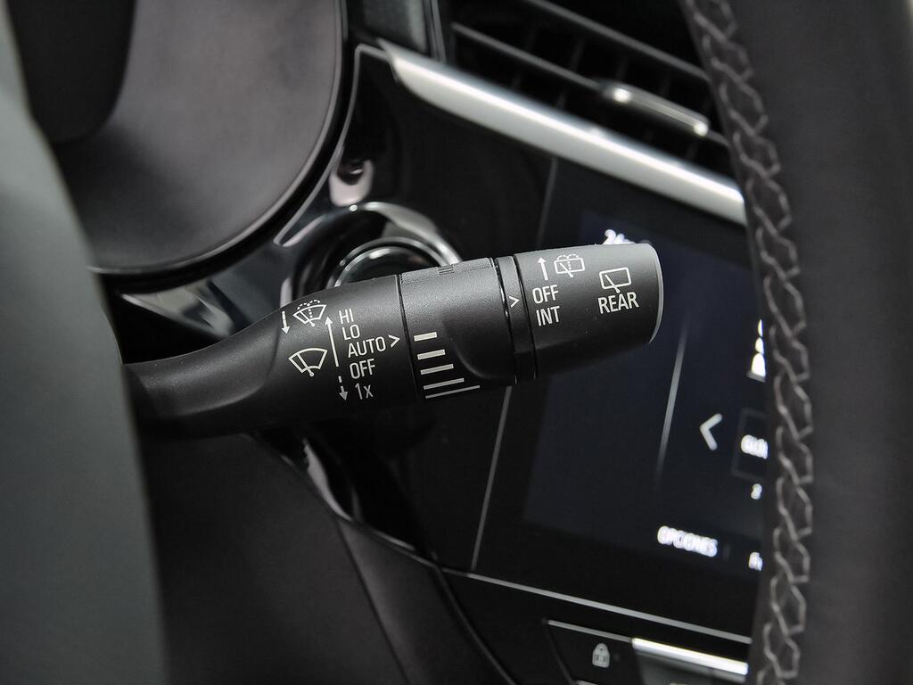 Opel Corsa 1.2T XHL 74kW (100CV) Elegance 17