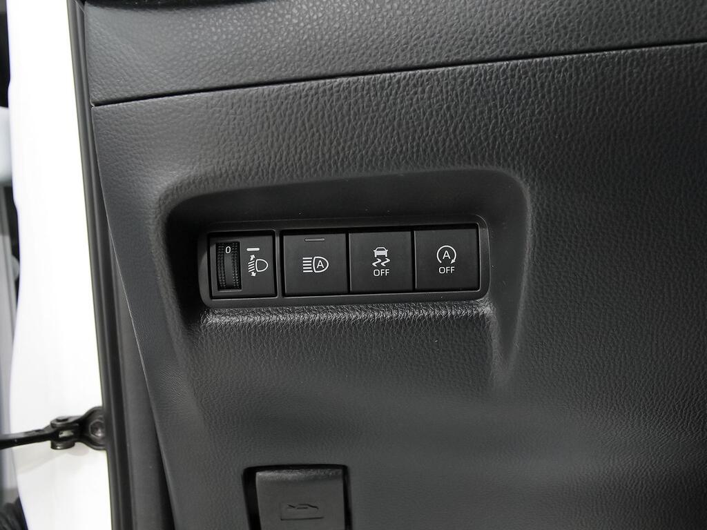 Toyota Aygo X Cross 1.0 VVT-I 72CV Play 14