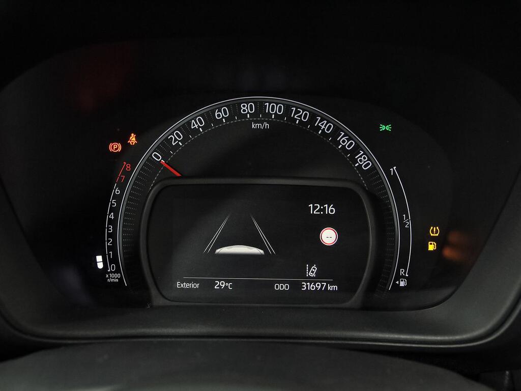 Toyota Aygo X Cross 1.0 VVT-I 72CV Play 15