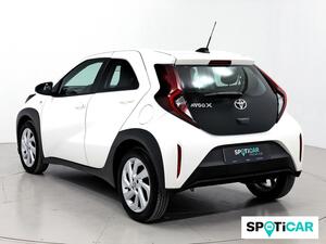 Toyota Aygo X Cross 1.0 VVT-I 72CV Play