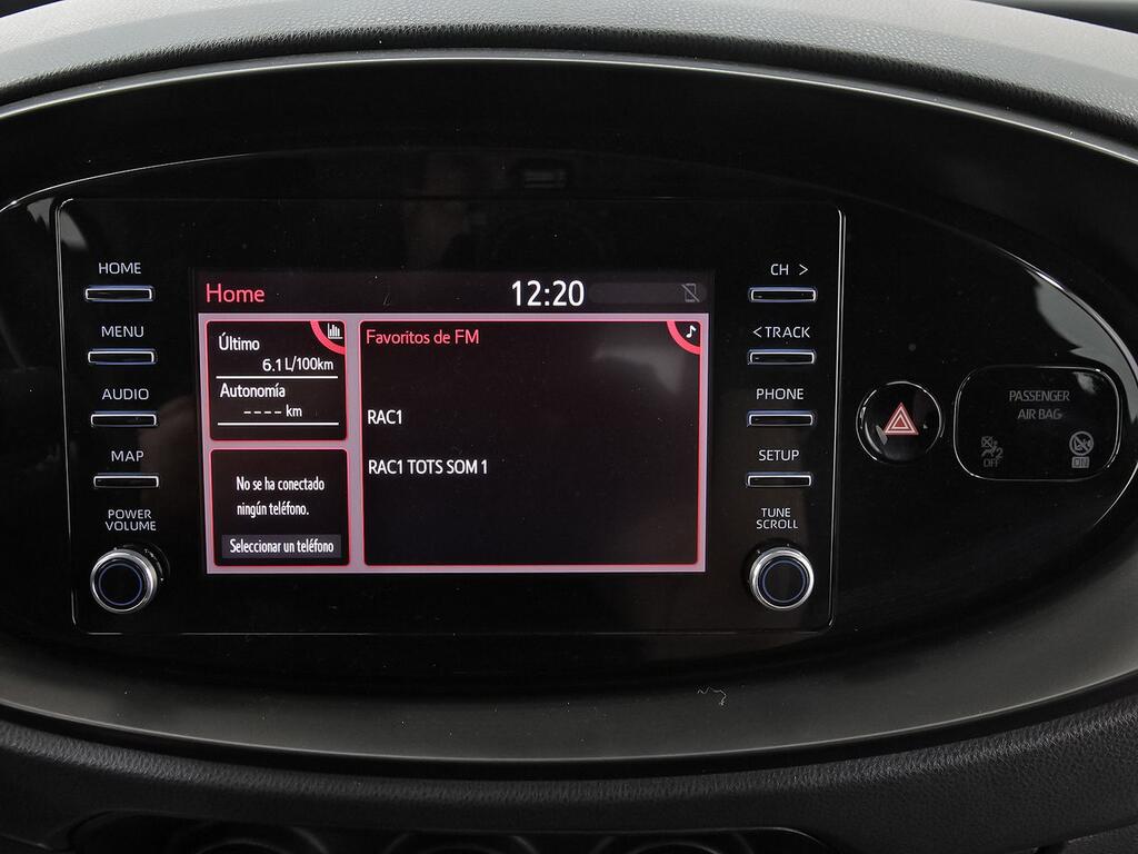 Toyota Aygo X Cross 1.0 VVT-I 72CV Play 21