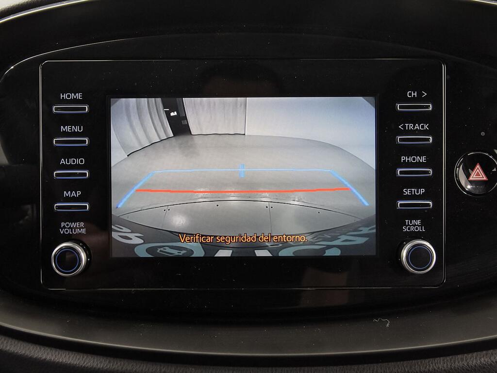 Toyota Aygo X Cross 1.0 VVT-I 72CV Play 25