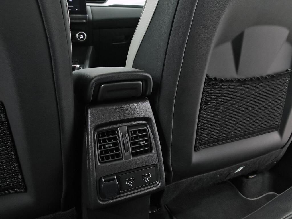 Renault Captur zen fast track E-Tech híbrido 105 kW 31