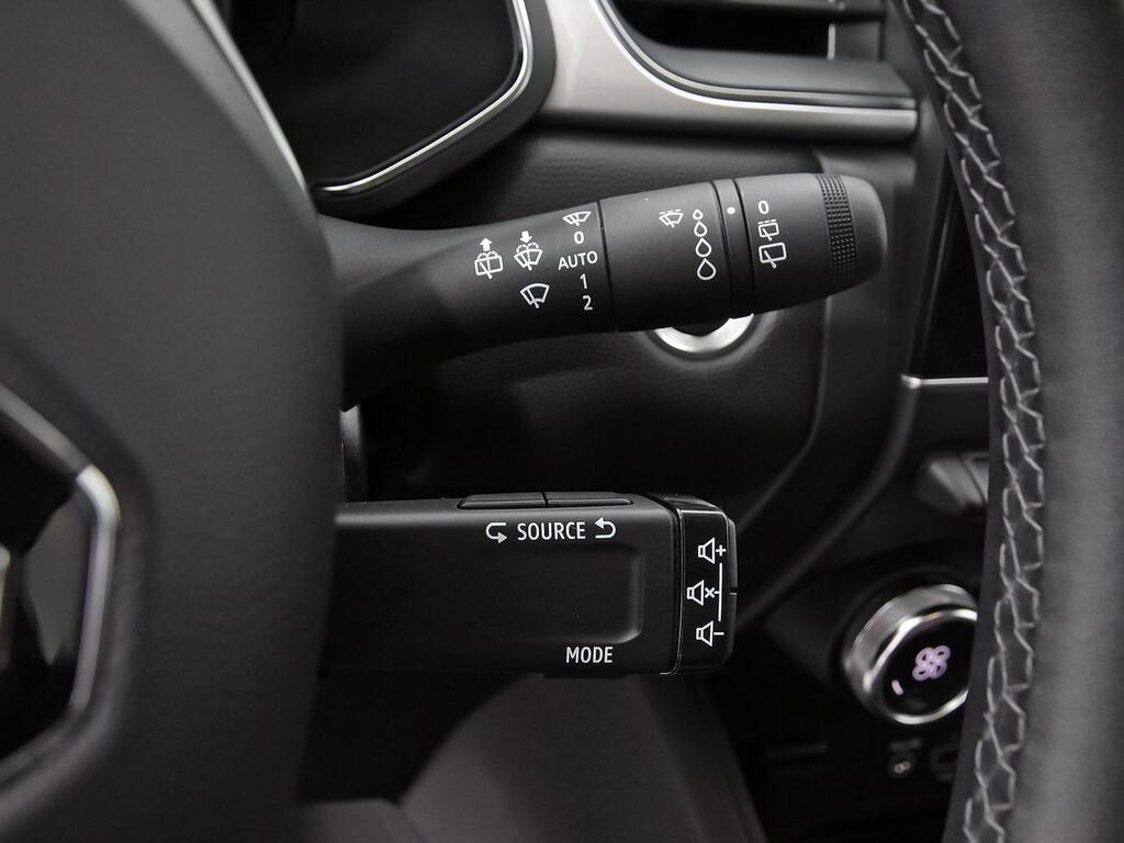 Renault Captur zen fast track E-Tech híbrido 105 kW 14