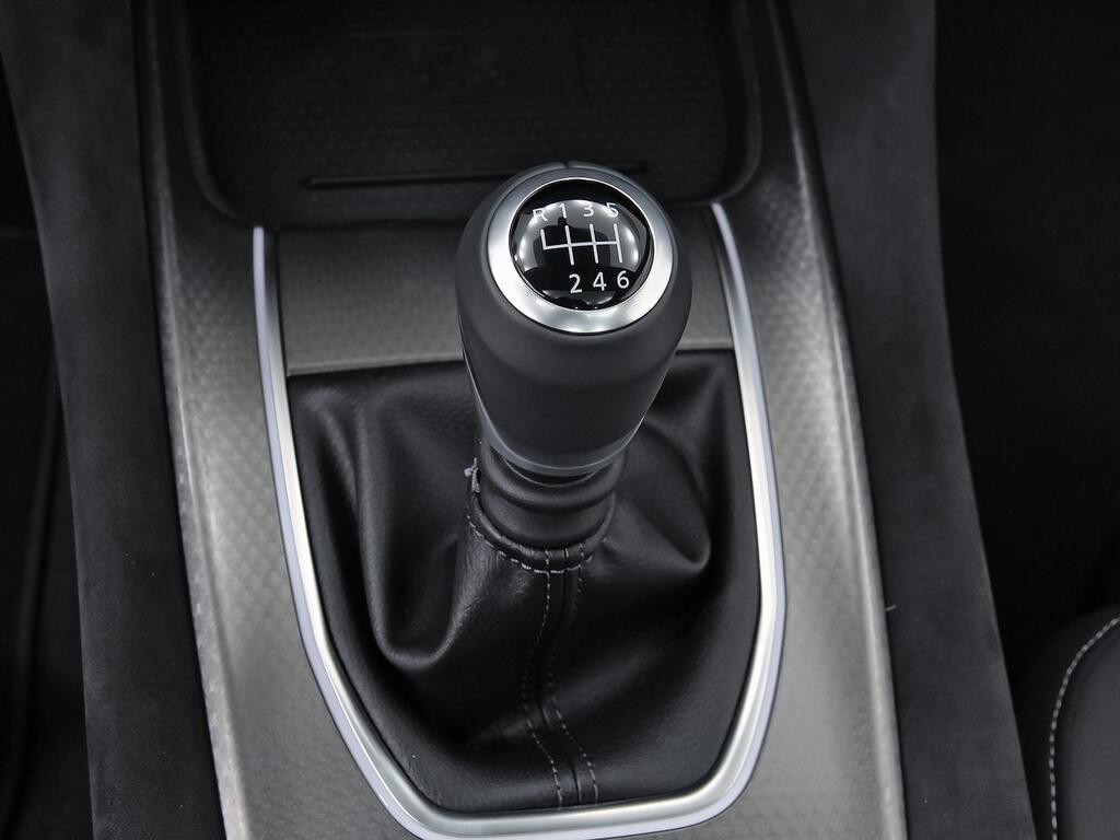 Nissan Qashqai DIG-T 103kW (140CV) mHEV 4x2 N-Design 35