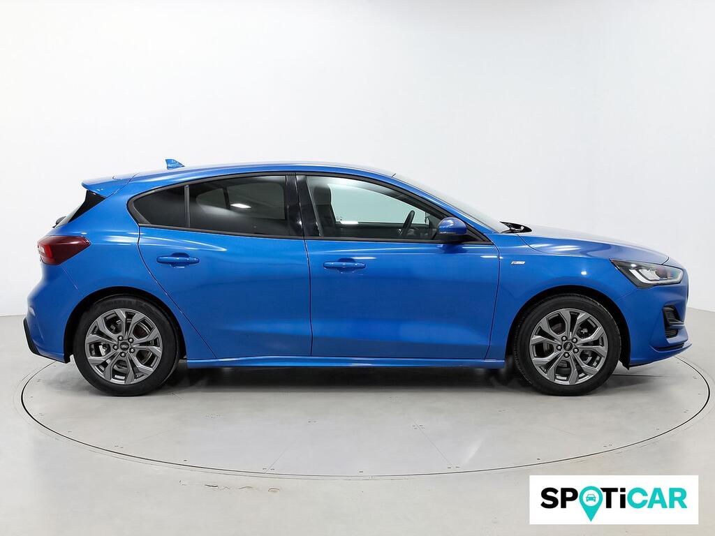 Ford Focus 1.0 Ecoboost MHEV 92kW ST-Line 3