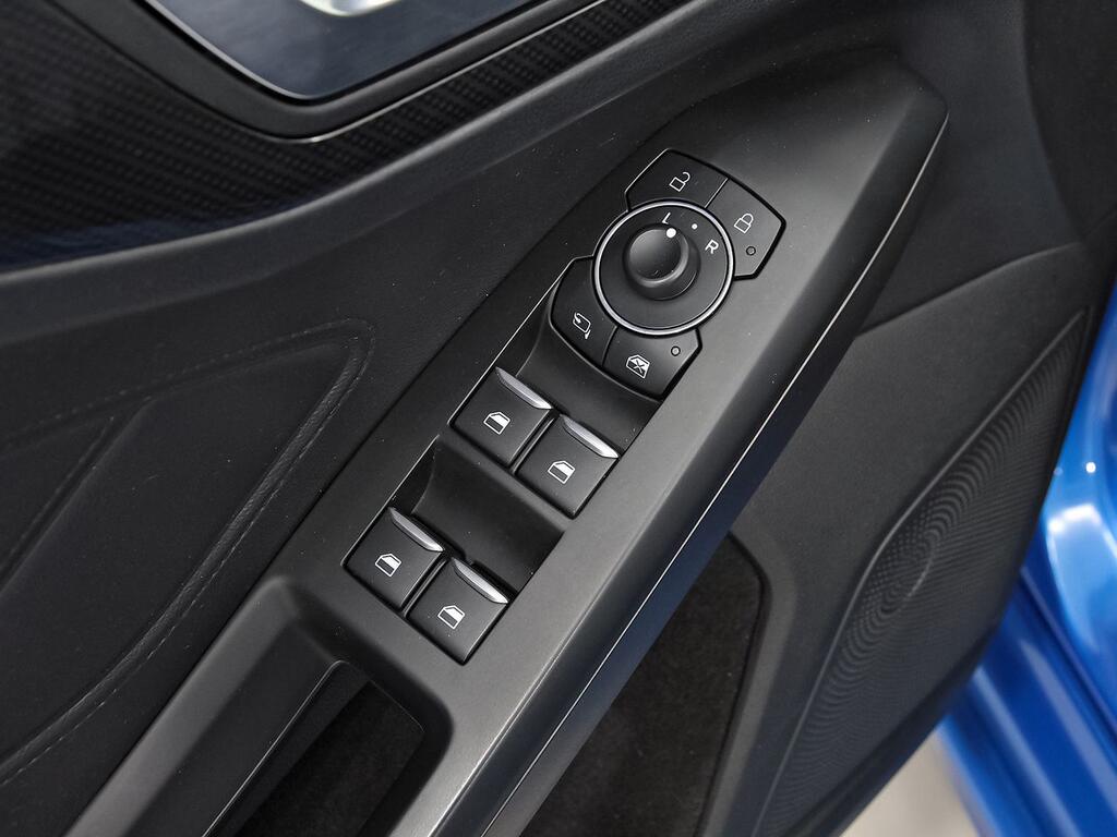 Ford Focus 1.0 Ecoboost MHEV 92kW ST-Line 13