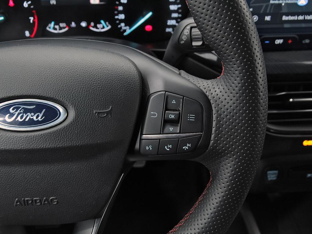 Ford Focus 1.0 Ecoboost MHEV 92kW ST-Line 19