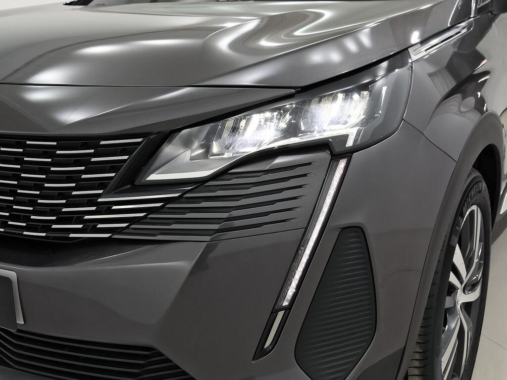 Peugeot 3008 1.2 PureTech 96KW S&S Allure Pack 32