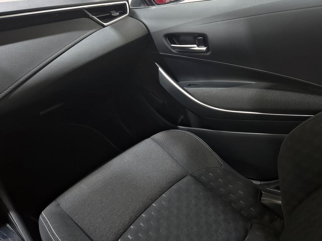 Toyota Corolla 140H Active Plus 26