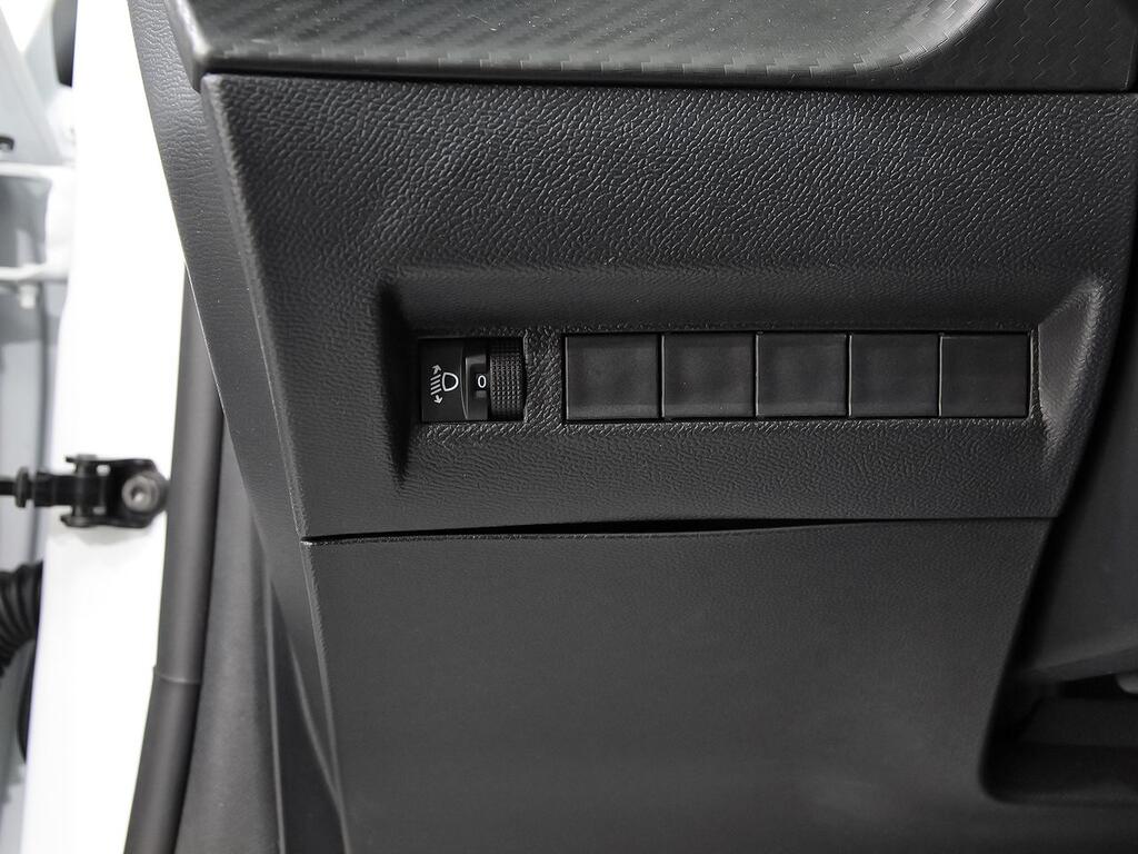 Peugeot 208 Active Puretech 100 11