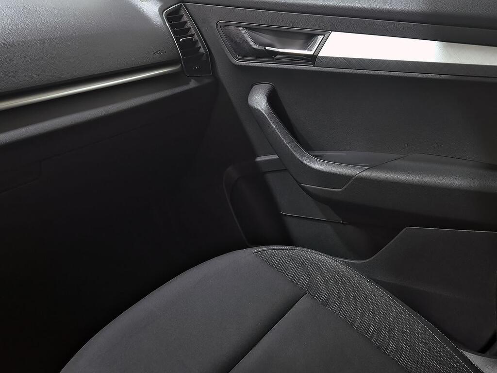 Skoda Karoq 2.0 TDI 110kW (150CV) Ambition 32