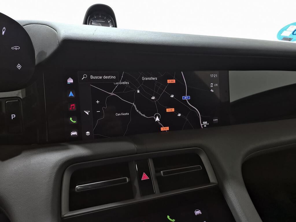 Porsche Taycan 4S Cross Turismo 23