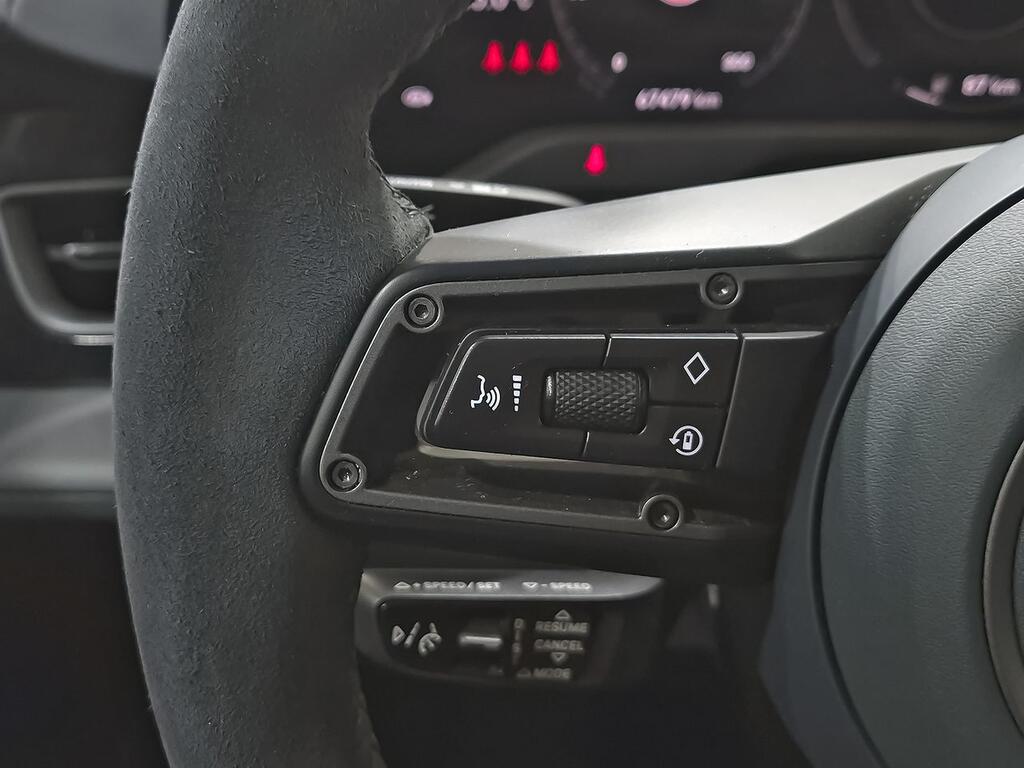 Porsche Taycan 4S Cross Turismo 20