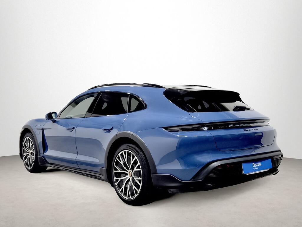 Porsche Taycan 4S Cross Turismo 2