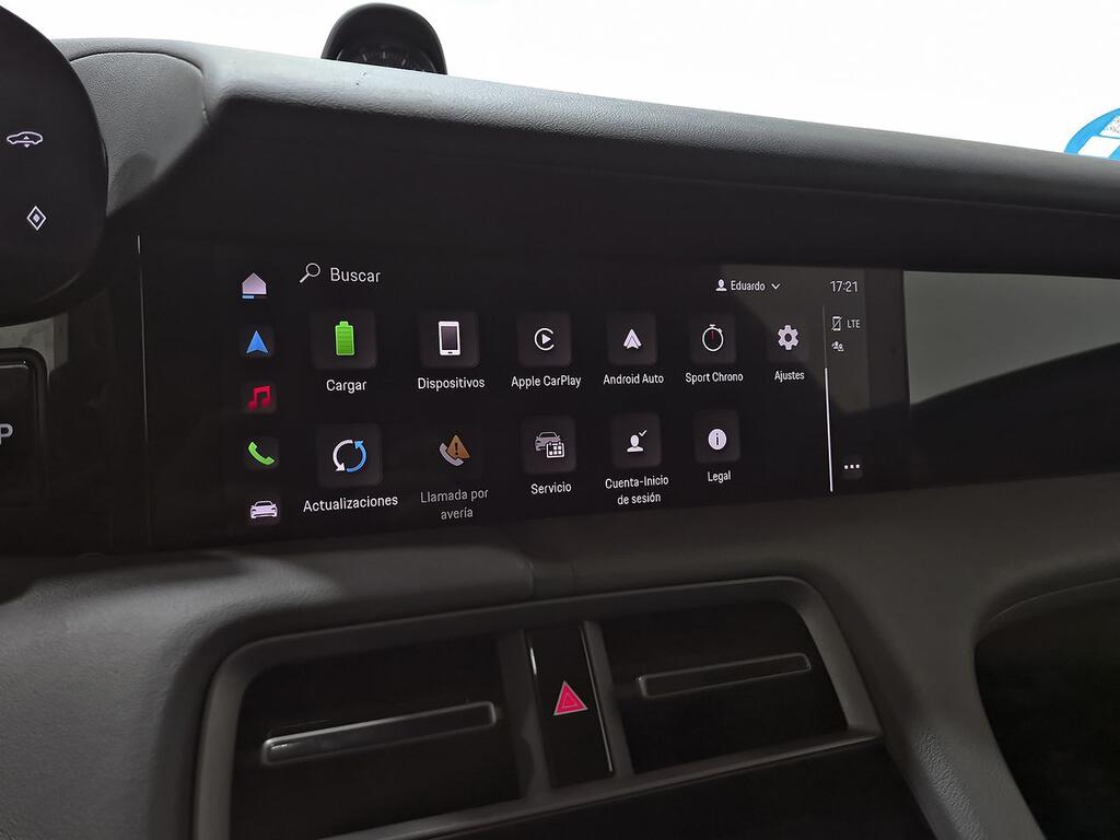 Porsche Taycan 4S Cross Turismo 27