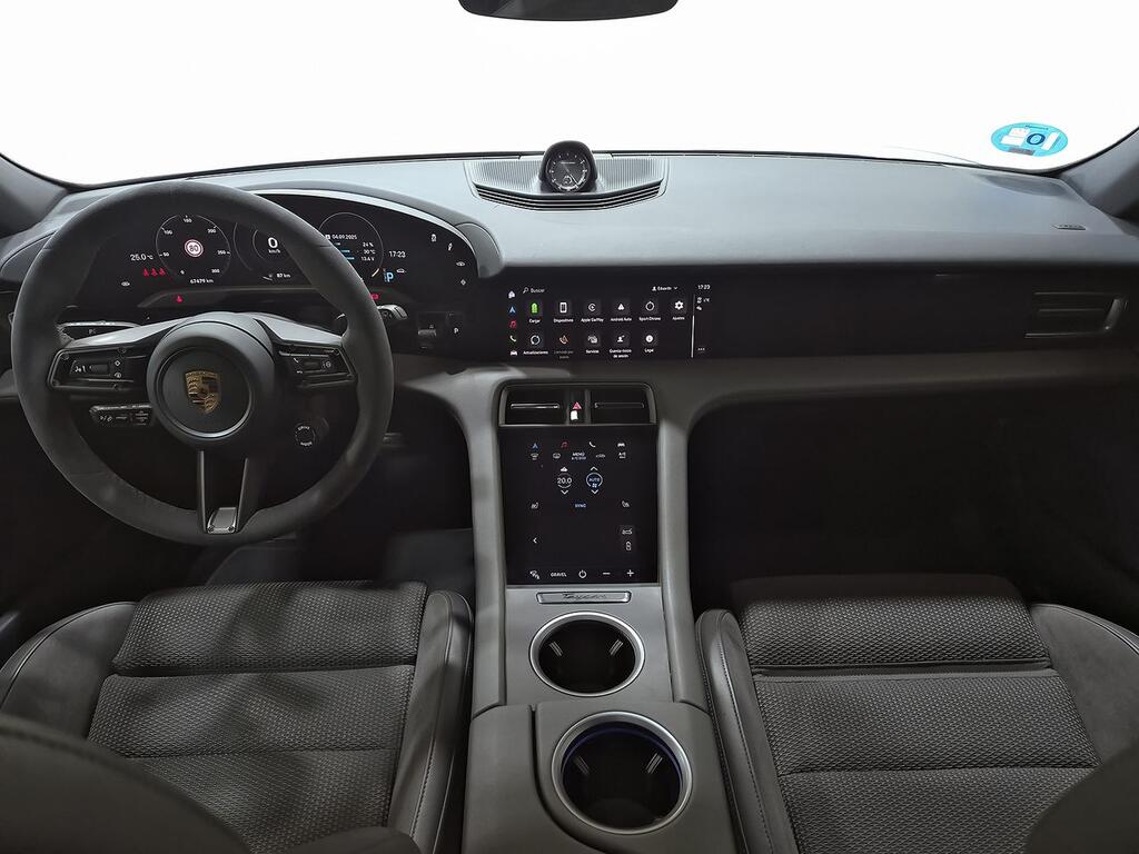 Porsche Taycan 4S Cross Turismo 6