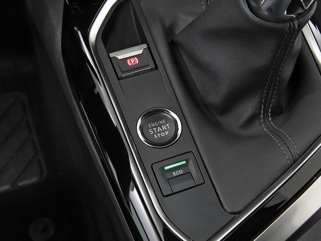 Peugeot 3008 1.2 PureTech 96KW S&S Allure Pack 26