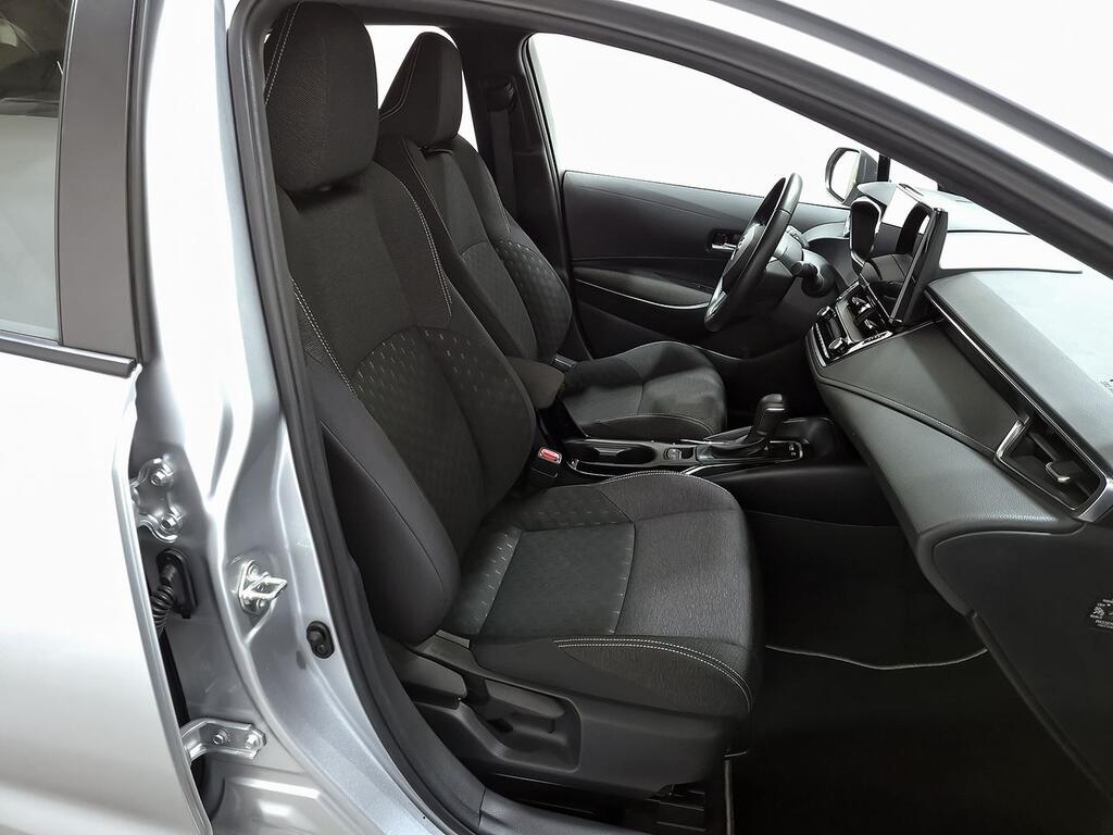 Toyota Corolla 140H Active Plus 7