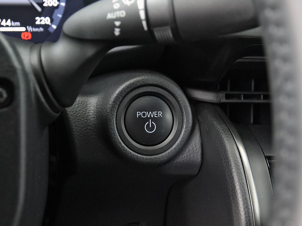 Toyota C-HR 1.8 140H Advance 18