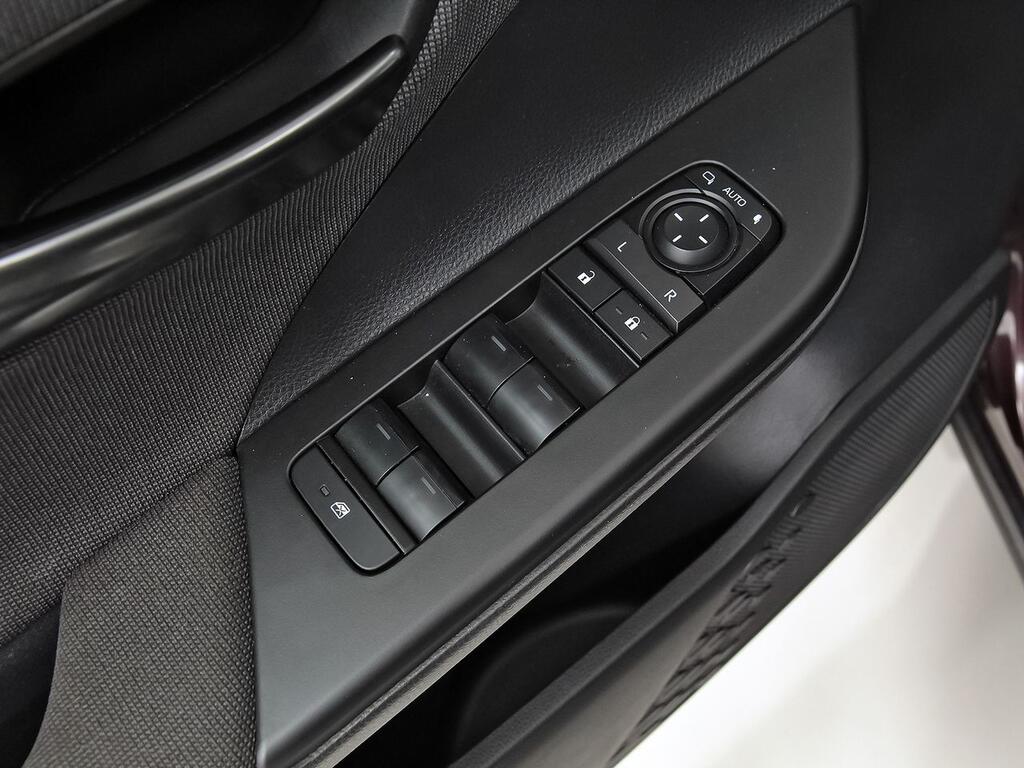 Toyota C-HR 1.8 140H Advance 10