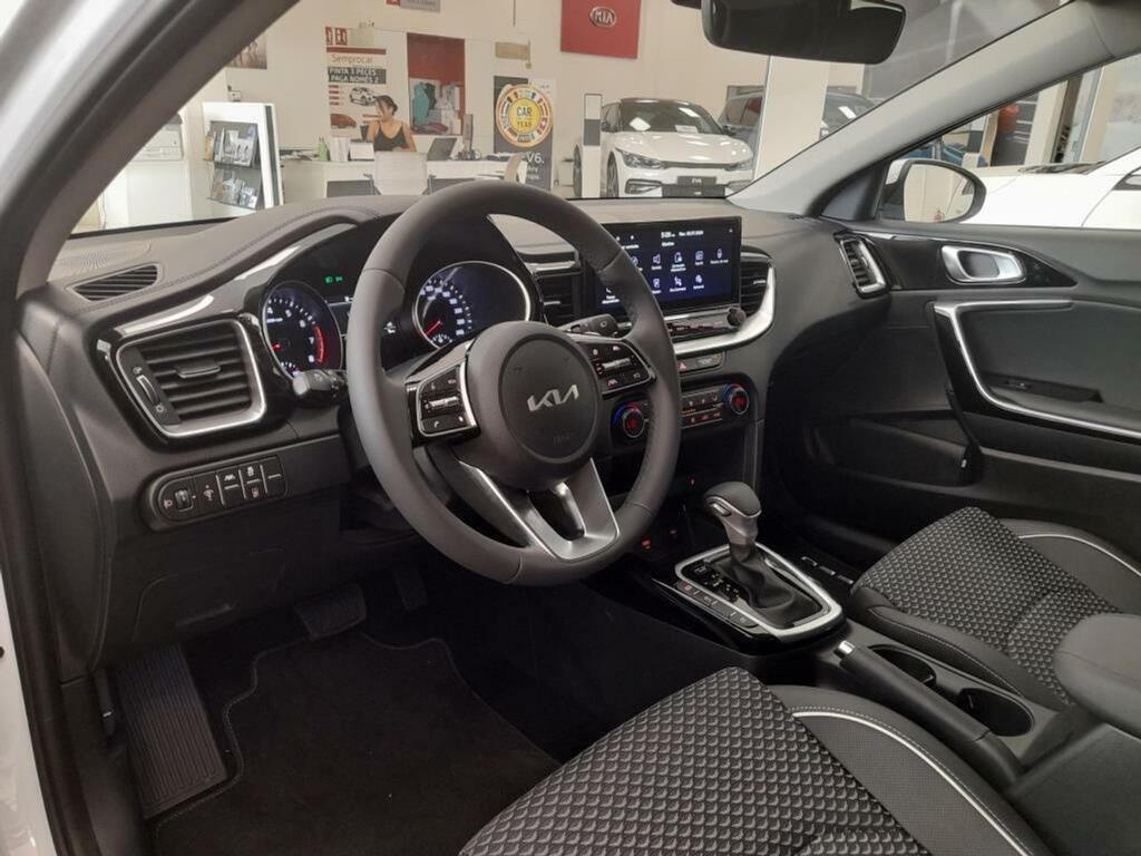 Kia Ceed 1.5 MHEV 103kW (140CV) Tech DCT 27