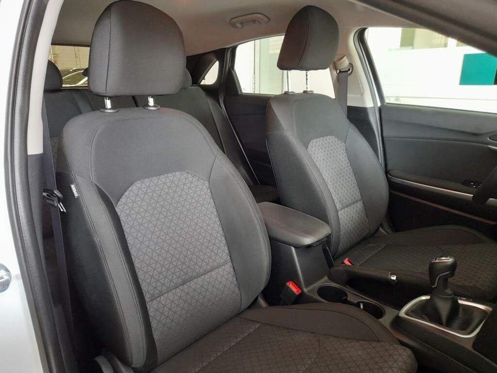 Kia Ceed 1.0 T-GDi 74kW (100CV) Concept 9