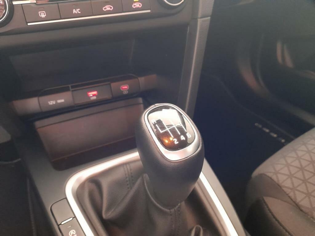 Kia Ceed 1.0 T-GDi 74kW (100CV) Concept 18